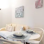 Garden Apartment *